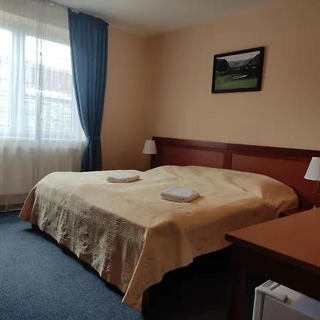 Konukevi Rezidencia Edenium Vel'ka Lomnica