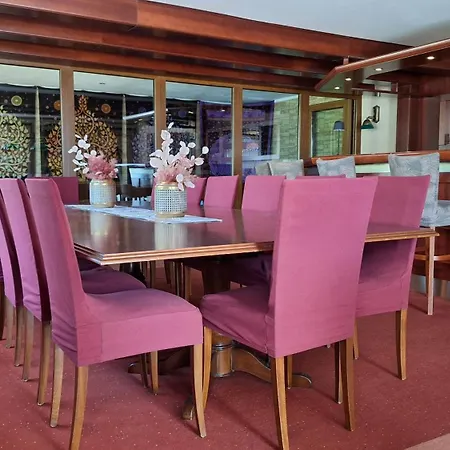 Rezidencia Edenium Pensionat Vel'ka Lomnica