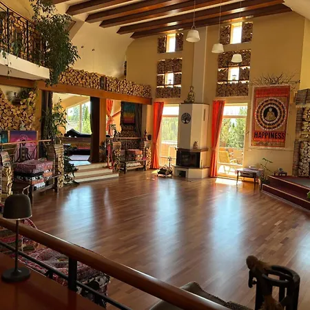 Rezidencia Edenium Konukevi Vel'ka Lomnica